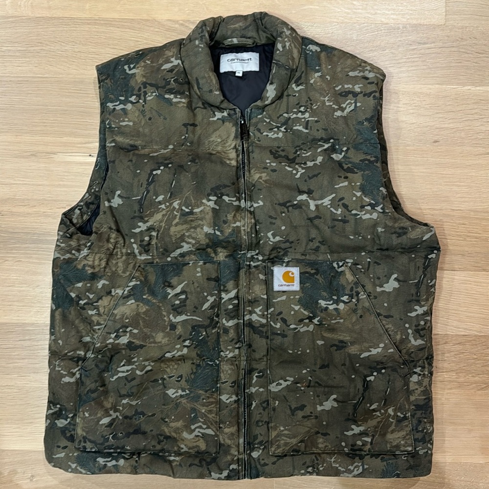 Carhartt WIP Camo Vest (Size: XL)